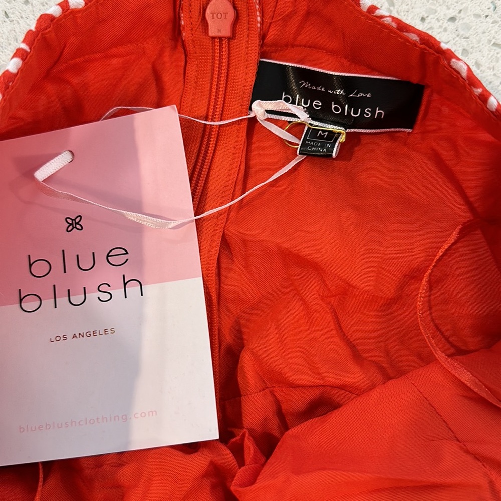 NWT Blue Blush strapless Romper. Size Medium. Never worn. Orange red color. - Picture 3 of 3